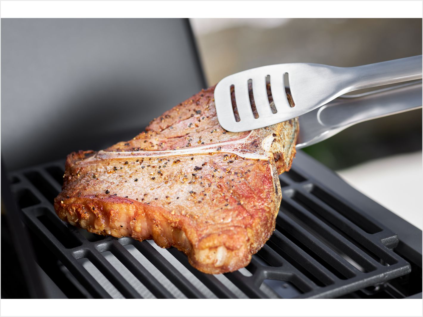 Hochwertige Grillzange mit Gravur